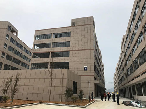 （招標代理）百色市工業園區小微企業創(chuàng)業基地項目（標準廠房部分）--B地塊施工招標
